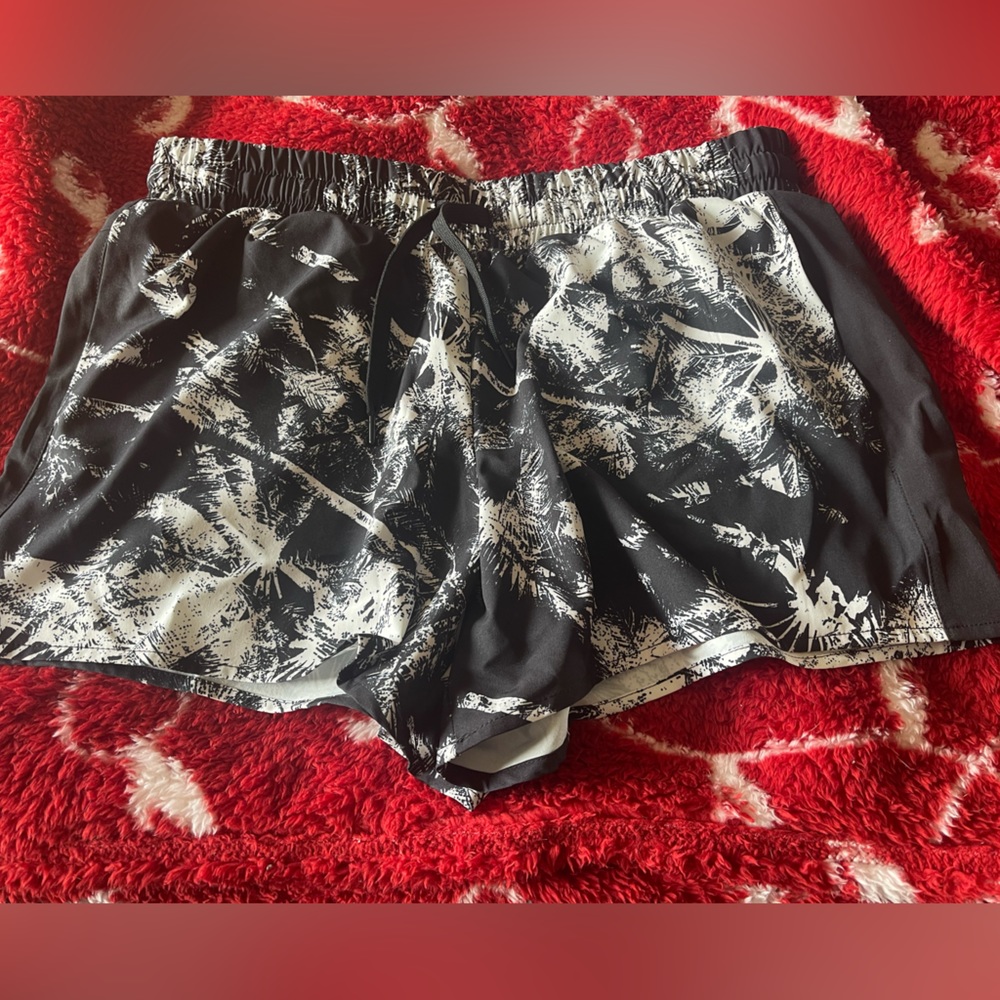 Torrid Lovesick Shorts Athletic Wear